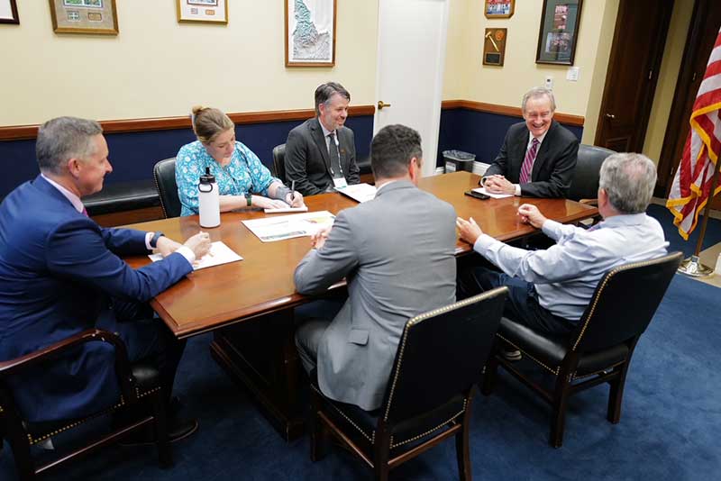 The advocate for fresh on capital hill: congressional meeting.